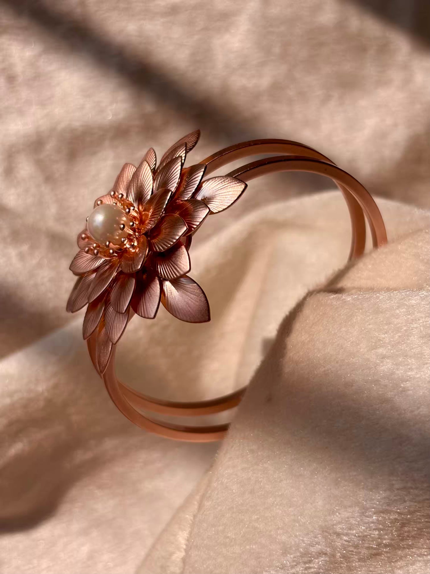 Real Rose Petals Pearly Bangle