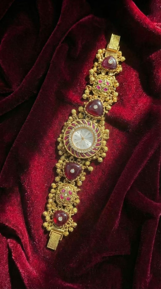 Ruby Red Noor Round Dial Maharani Watch Heritage Bracelet (Partial COD 200₹)