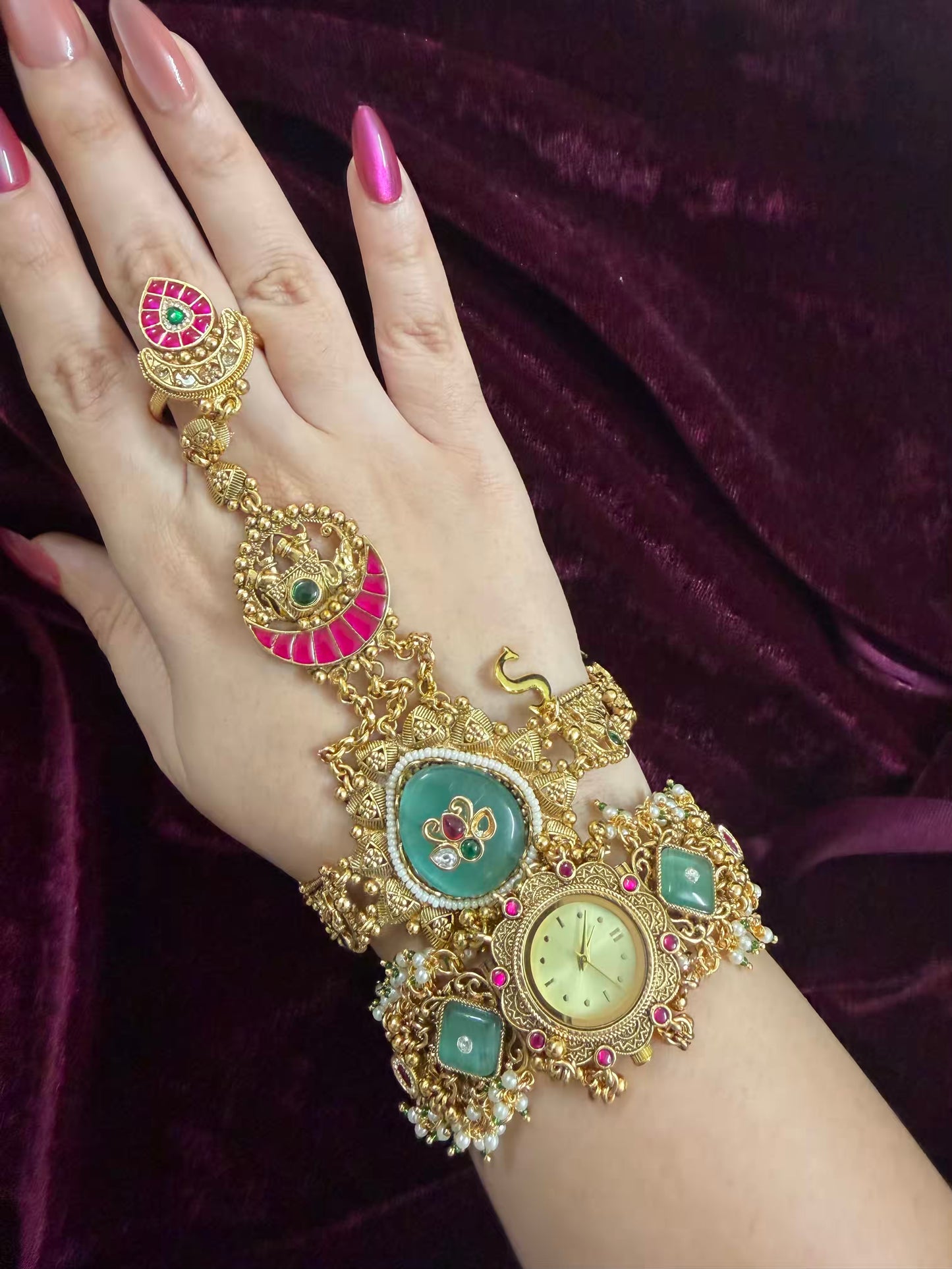 Royals Maharani Watch and Haathphool Design Heritage Bracelet ( Limited Edition Bhabhi Rakhi )