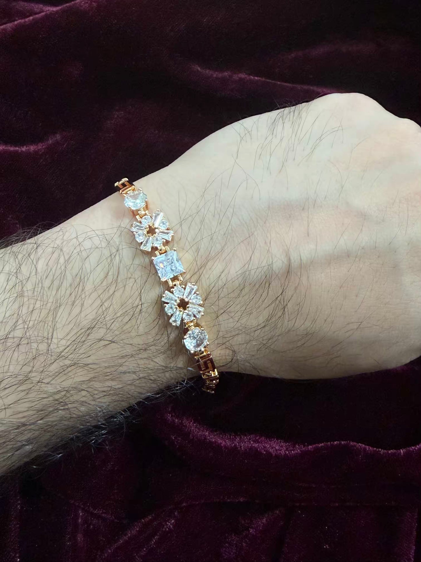 Men's Stylish Maze Rakhi Bracelet