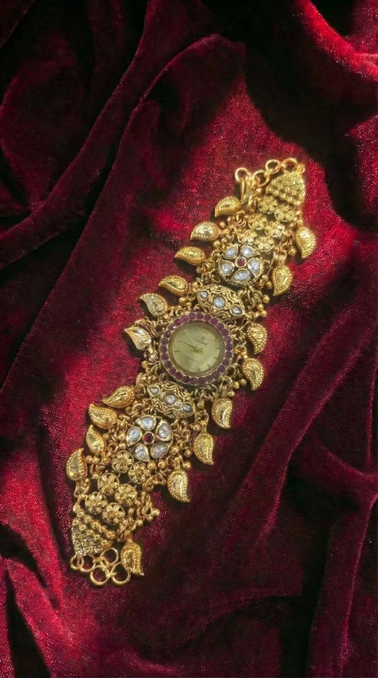 Ehsaas Ruby Round Dial Maharani Watch Heritage Bracelet (Partial COD 200₹)