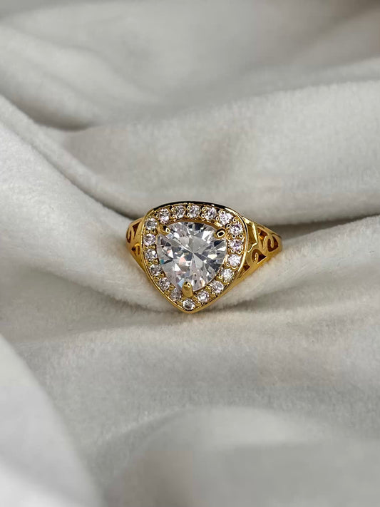 Triangle Solitaire Ring - Gold