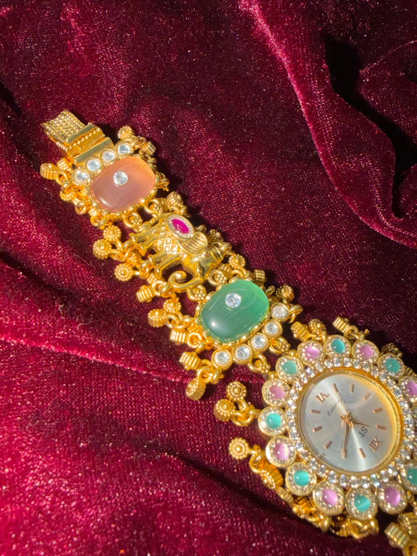 Mint Elephant Premium Gold Rajwadi Gold Plated Heritage Maharani Watch