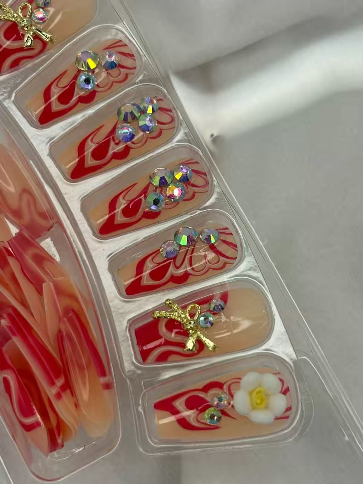 Nude Red Flowery Gradient Fancy Party Bridal Press On Nails ( Set of 24