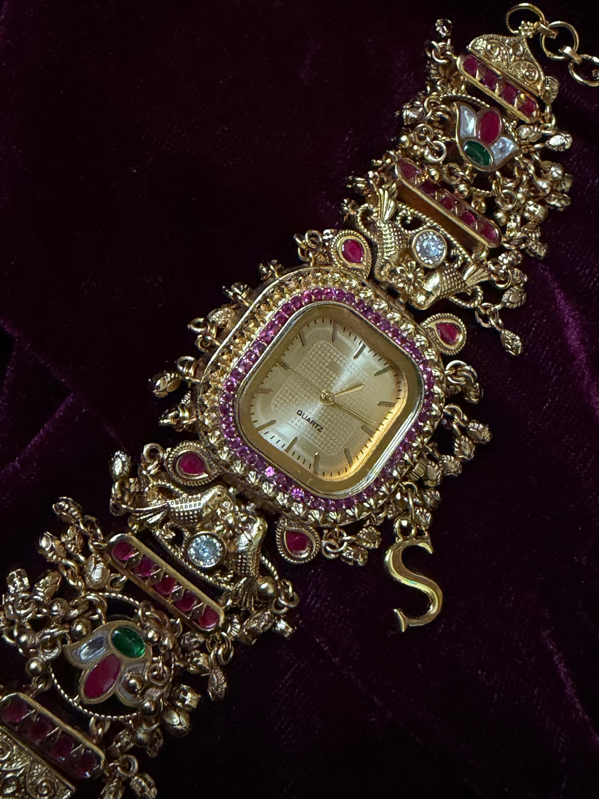 Diwali 🪔 Gold New Launch Square Dial Maharani Watch Heritage Bracelet
