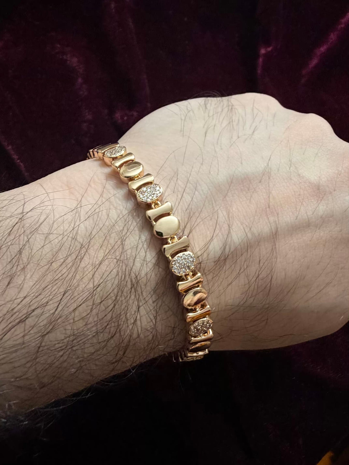 Oval Luxury Men's Rakhi Bracelet