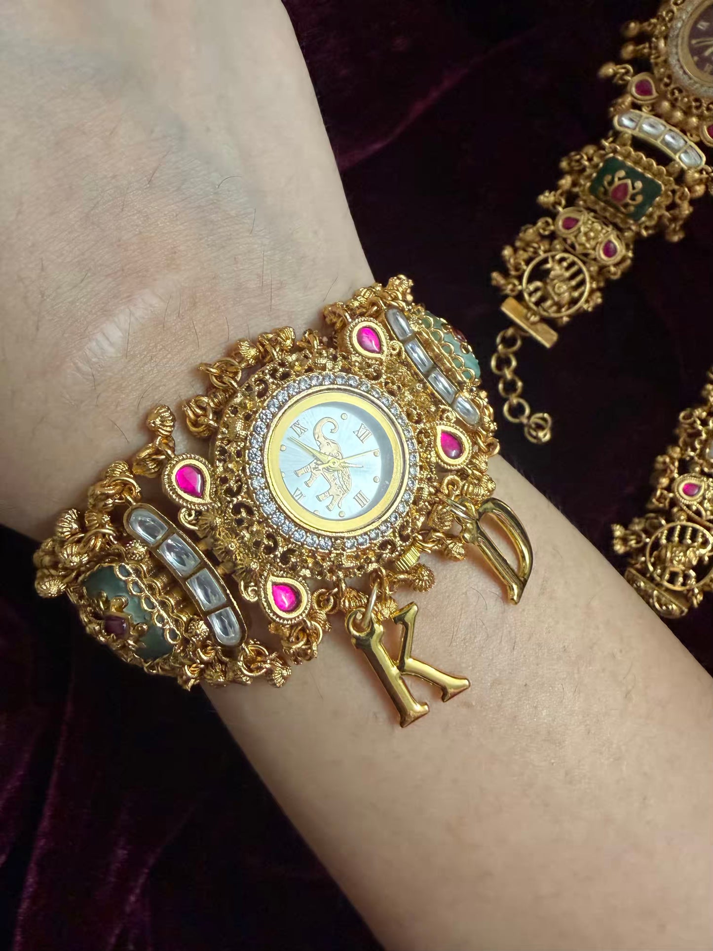 Pista Dial Elephant Dial Maharani Watch Design Heritage Bracelet ( Limited Edition )