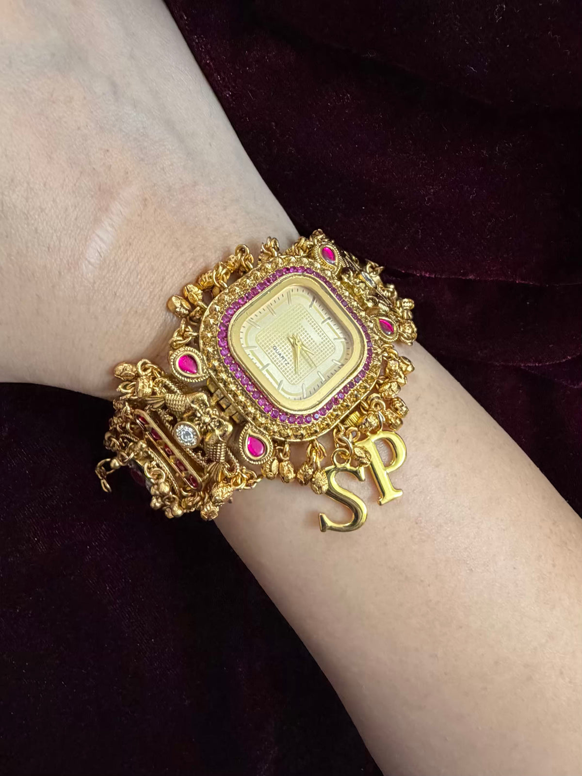New Launch Cream Dial Maharani Watch Heritage Bracelet( only 2pc in stock )