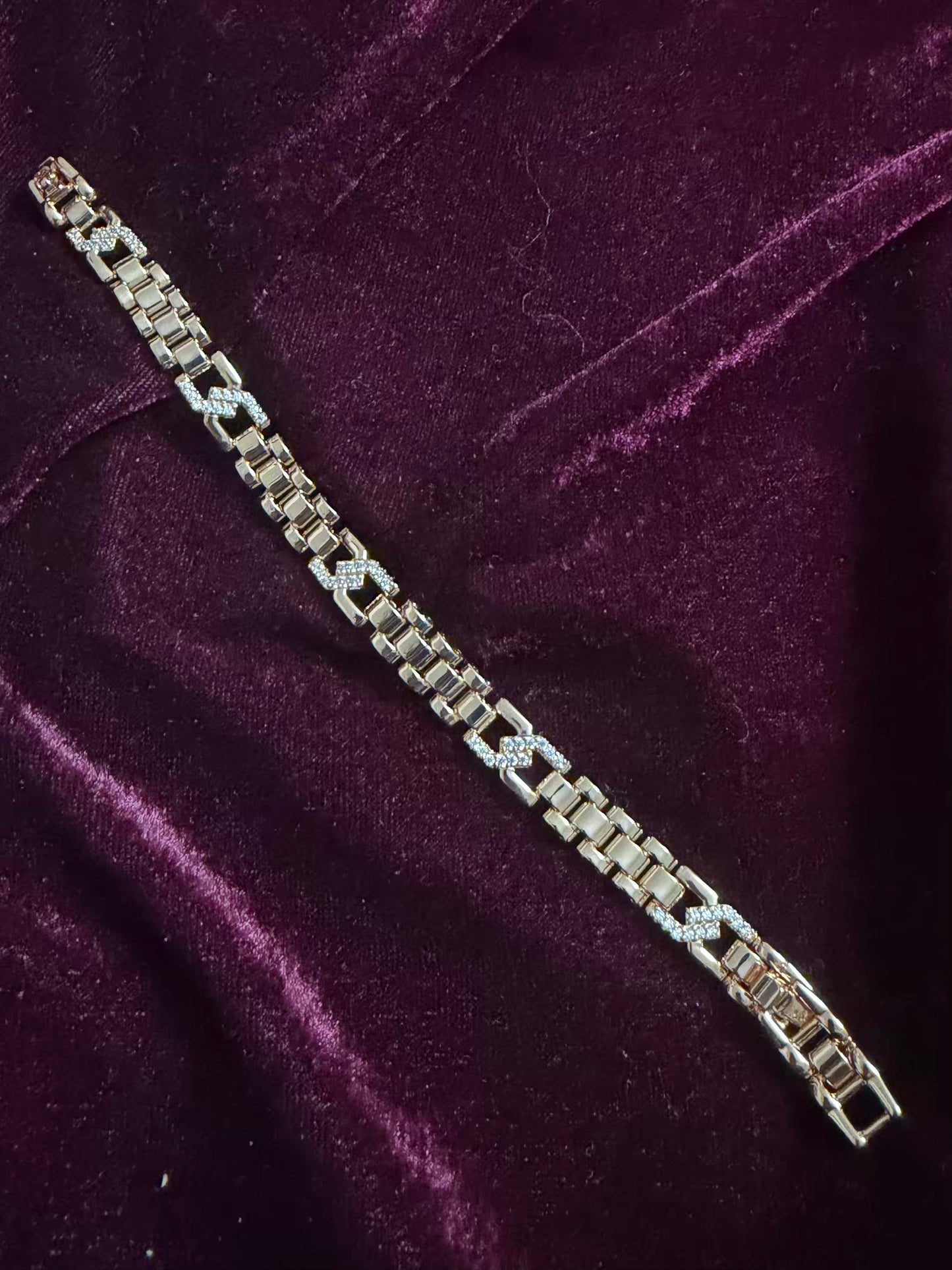 Men's Chain Style Lock Tennis Rakhi Bracelet