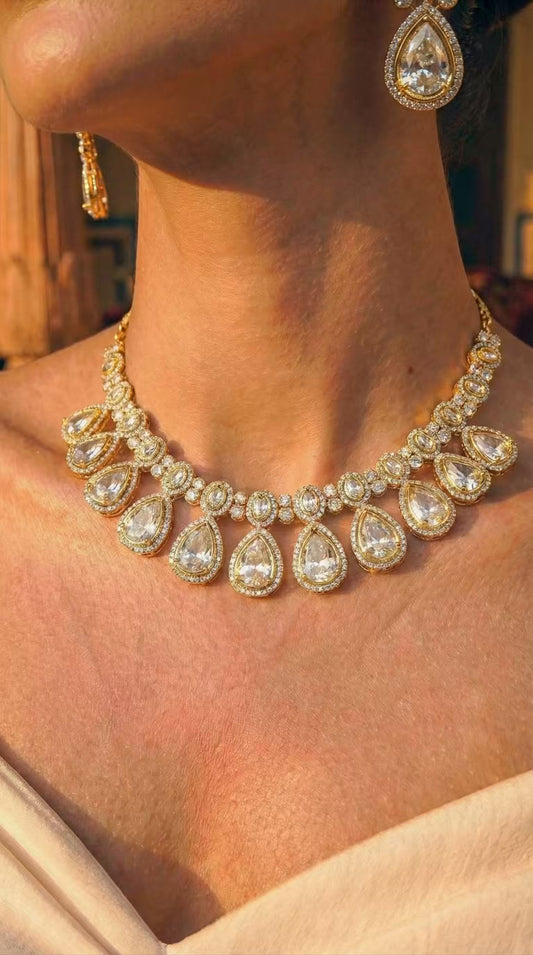 Oval and Teardrop Design Gold-Plated Necklace Set with Clear Stones