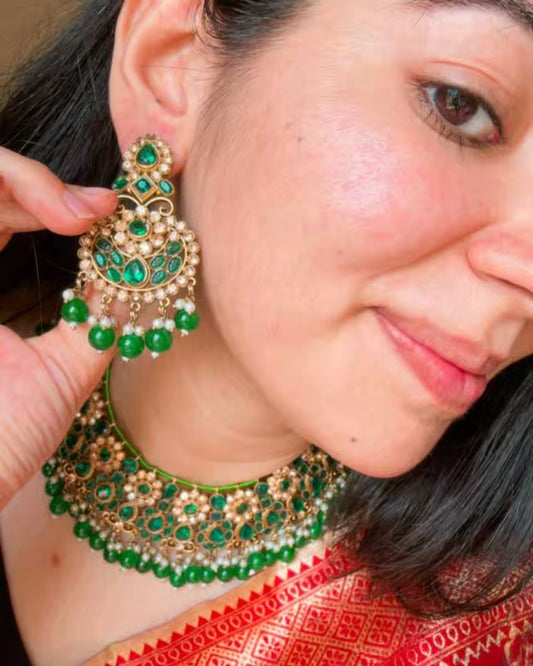 Premium Victorian Emerald Green Set of Necklace , Earrings and Maang Tika