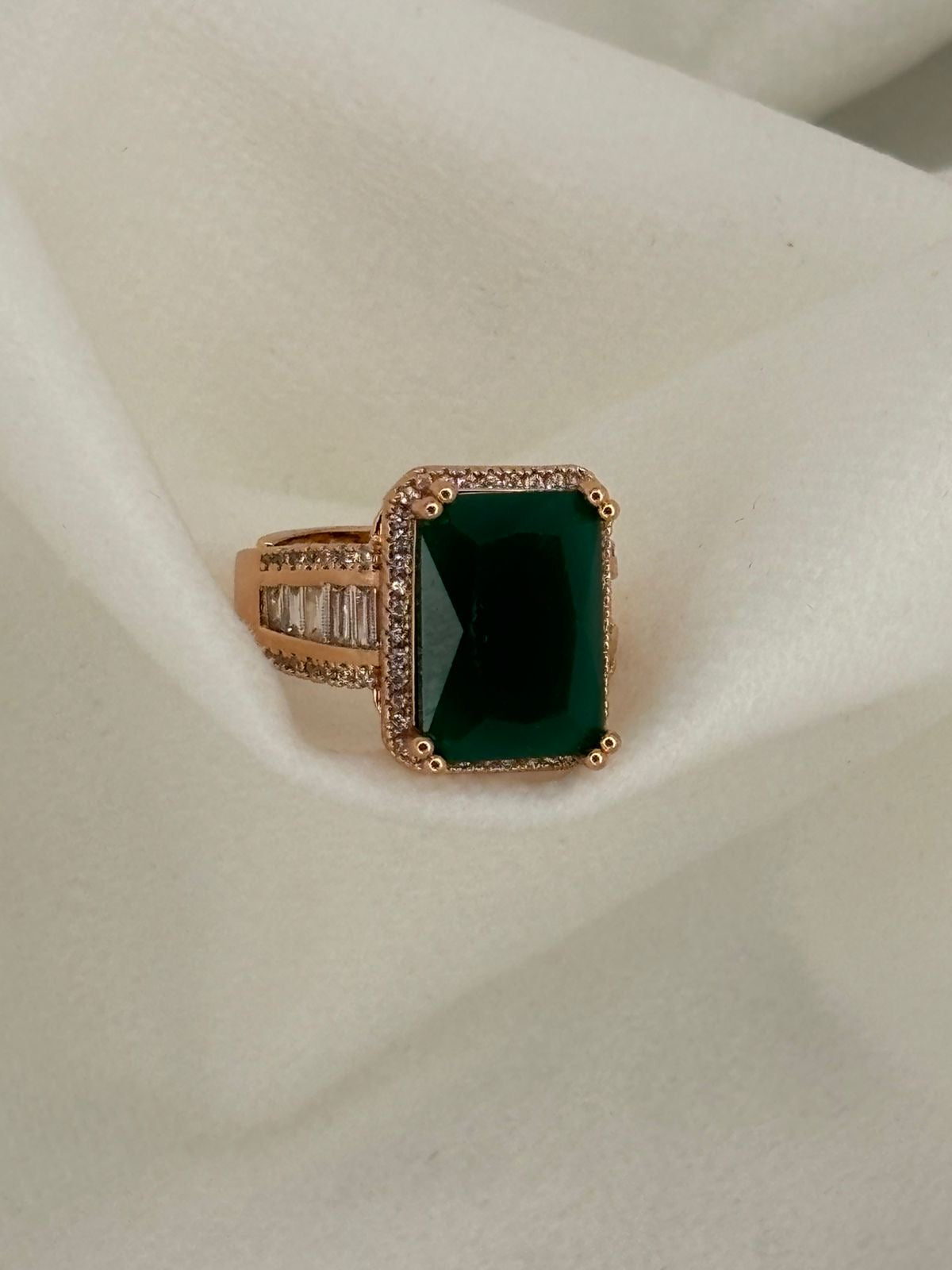 Premium Green Emerald Cushion Ring( Rose Gold )Adjustable