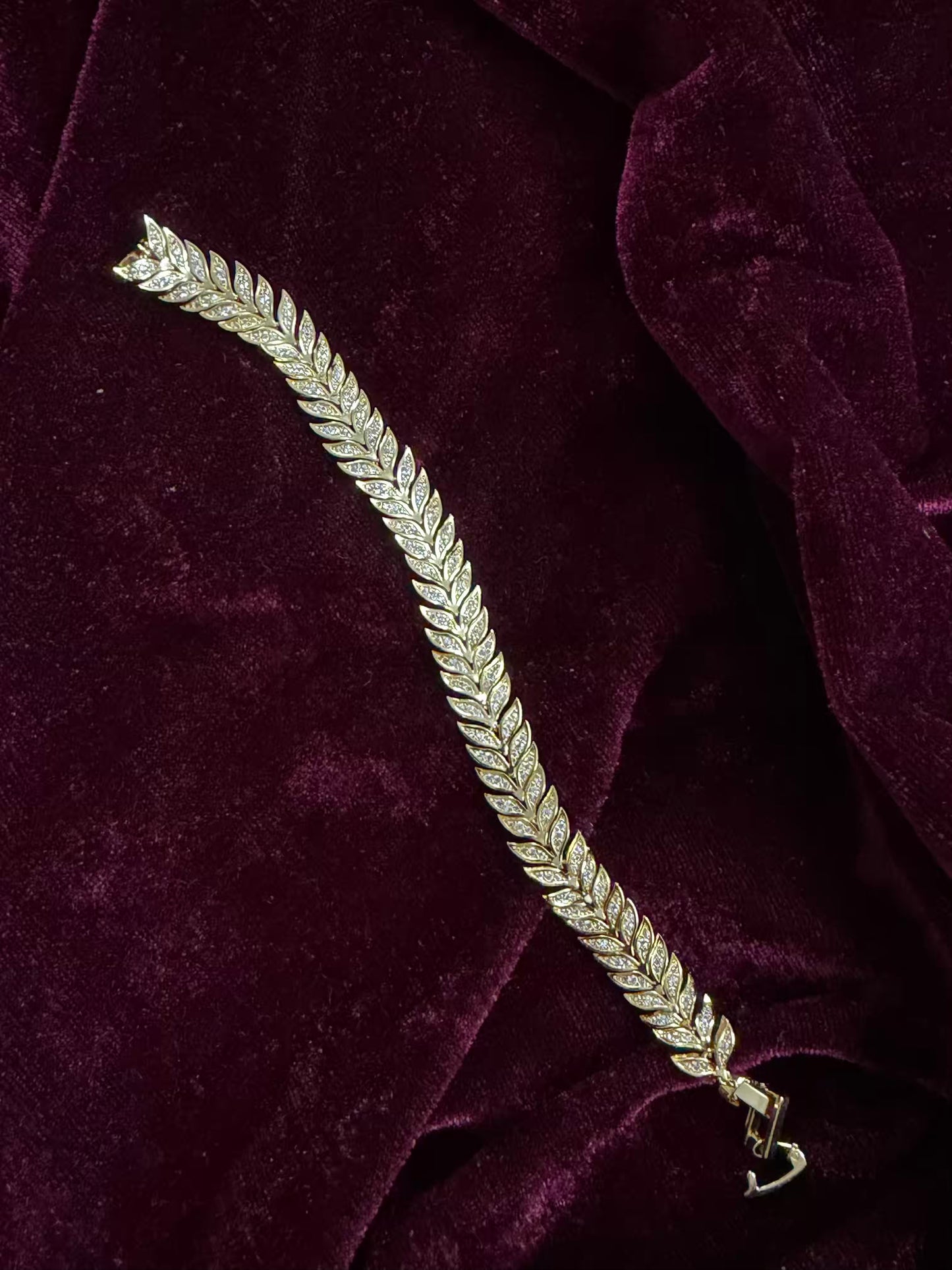 Leaves Diamond Men's Rakhi Bracelet