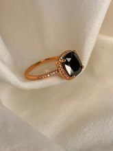 Load image into Gallery viewer, Black Solitaire Ring ( Rose Gold )
