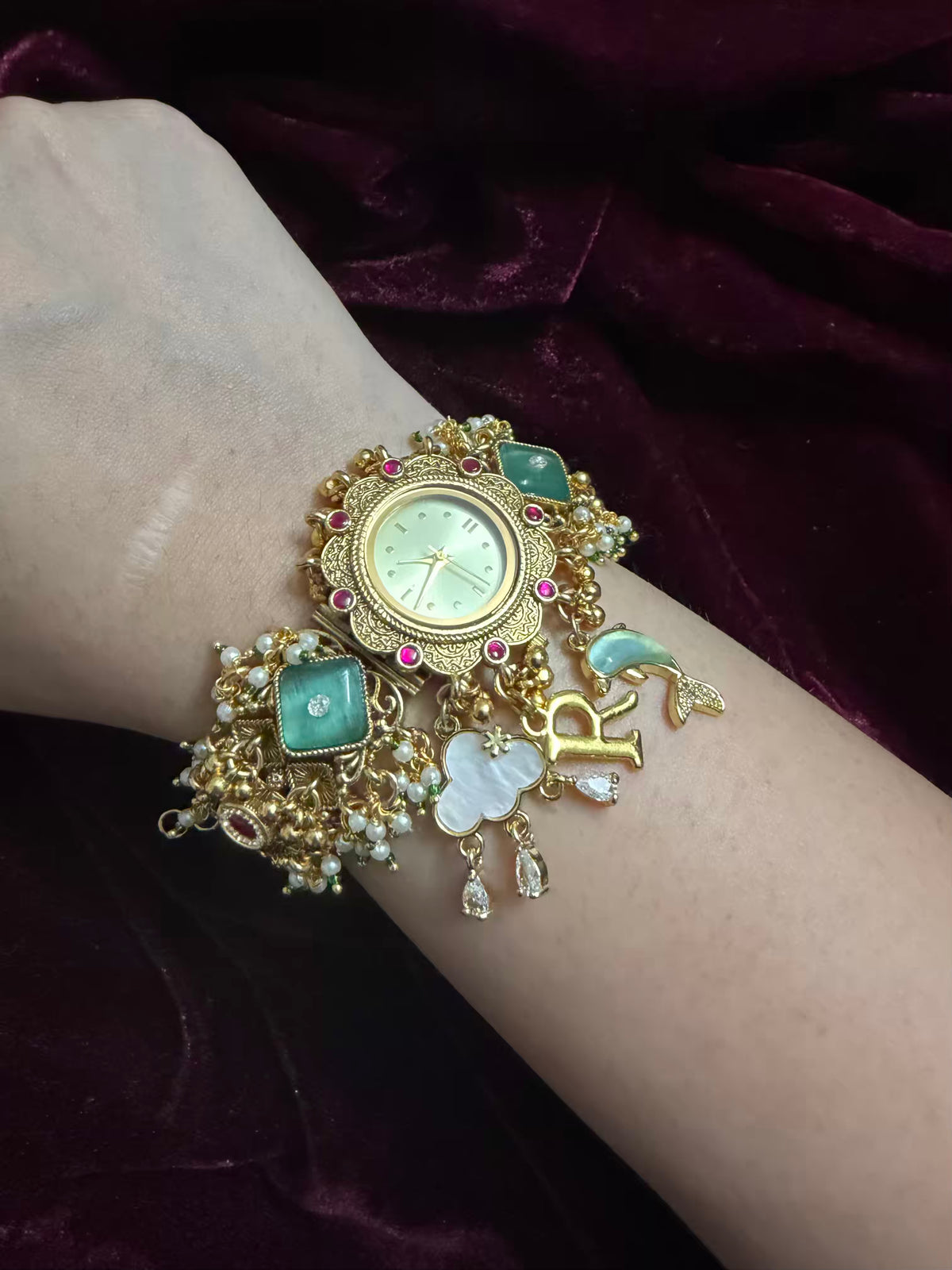 Pushtaini  New Launch Square Dial Maharani Watch Heritage Bracelet (Copy)