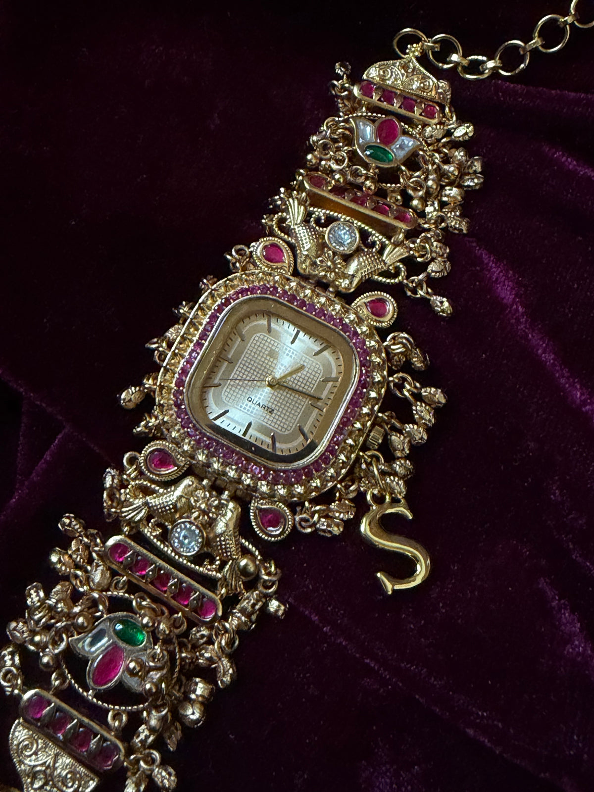 Diwali 🪔 Gold New Launch Square Dial Maharani Watch Heritage Bracelet