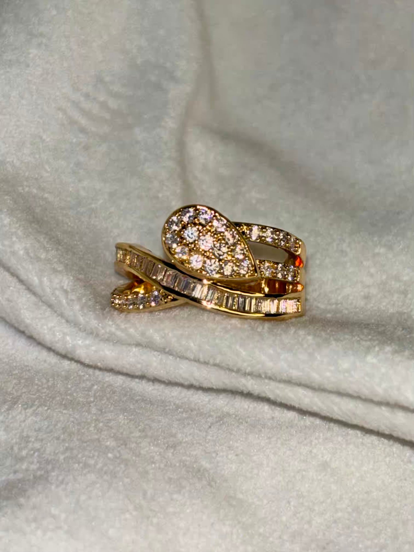 Double Cross Premium Ring - Gold