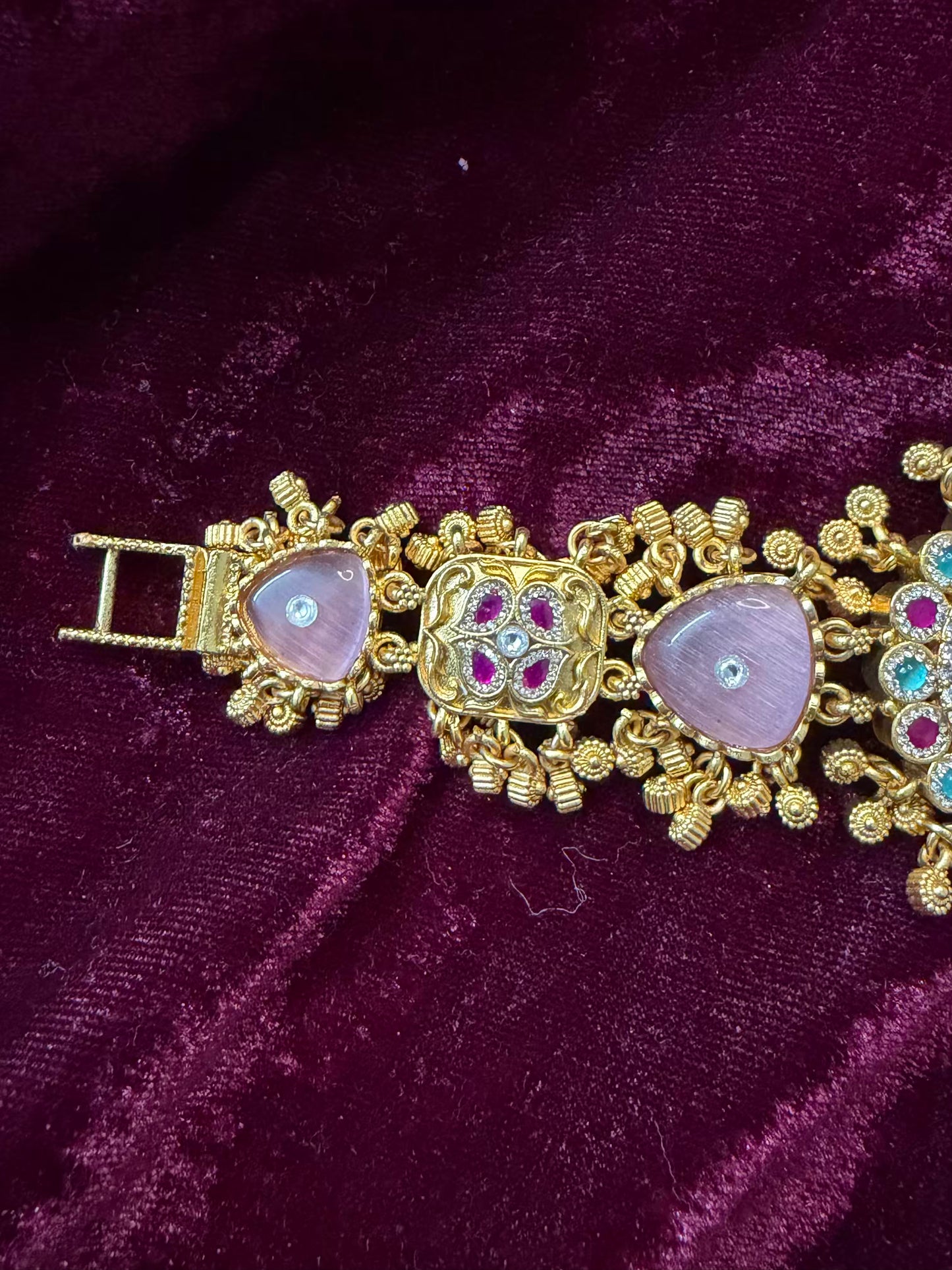 Pink Premium Gold Rajwadi Gold Plated Heritage Maharani Watch