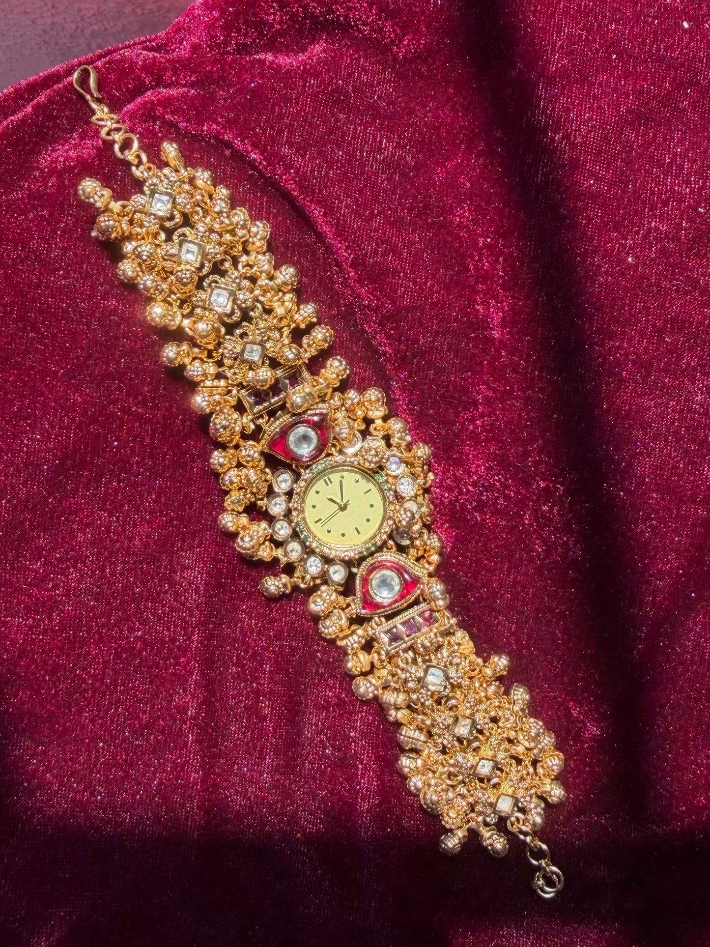 Best Seller Ghungroos Red Gold Rajwadi Gold Plated Heritage Maharani Watch