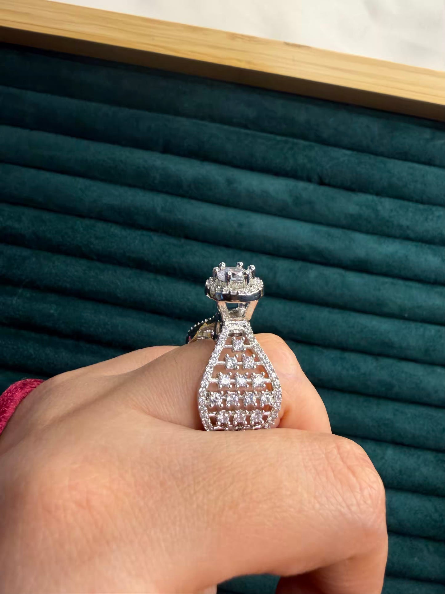 Premium Queen Ring in Silver Plating Adjustable