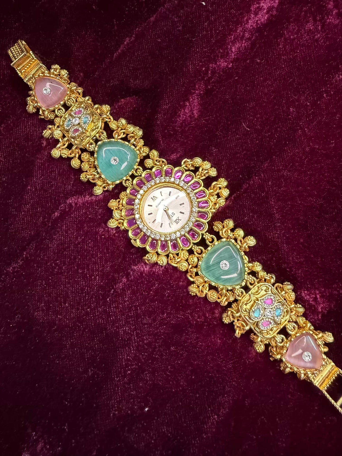 Blush Mint  Dial Maharani Watch Heritage Bracelet ( Fits till 2.6 )