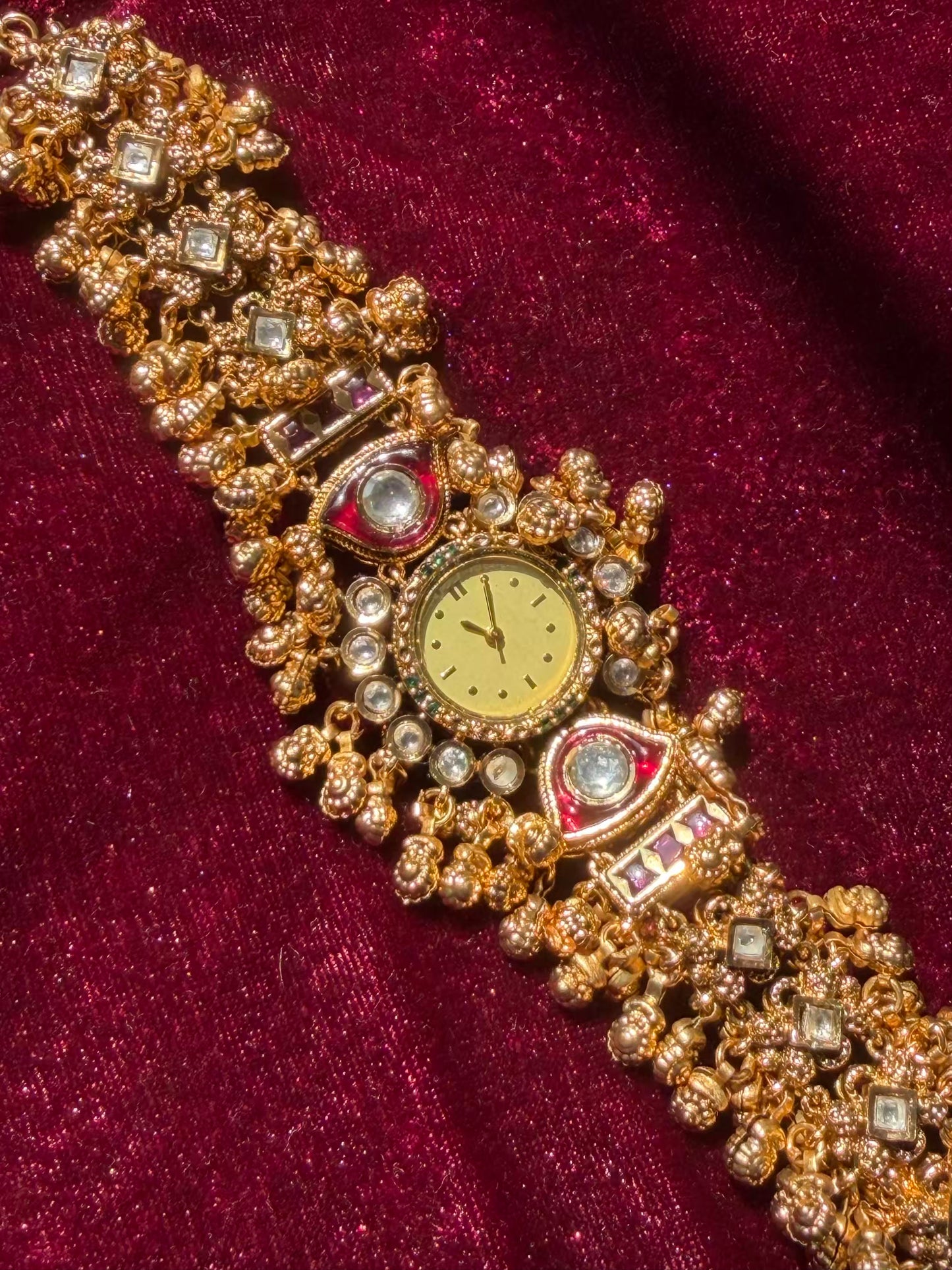 Best Seller Ghungroos Red Gold Rajwadi Gold Plated Heritage Maharani Watch