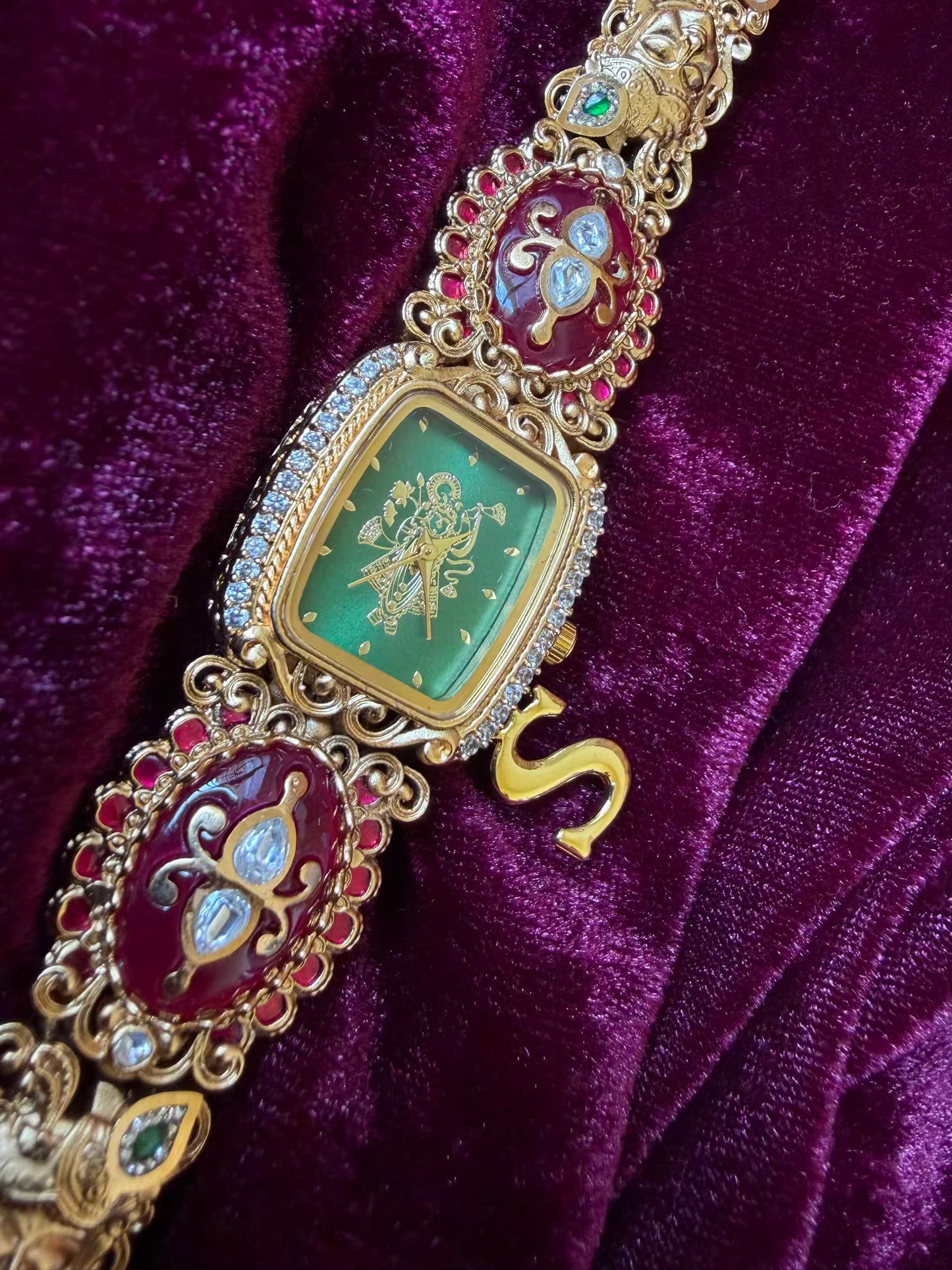Shree Krishna Shreenathji Green Dial Maharani Watch Design Heritage Bracelet