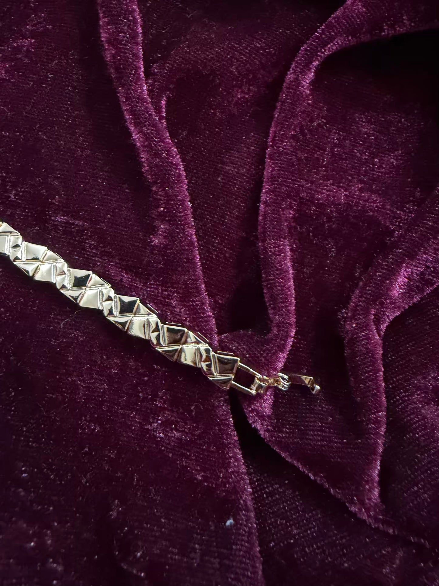 Toffee Diamond bracelet Men's Rakhi Bracelet (Copy)