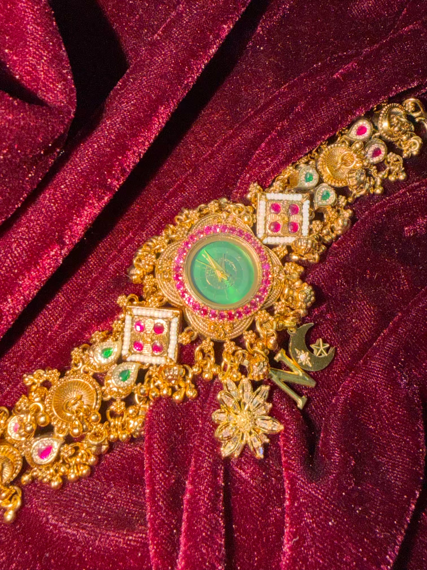Swarnika Heritage Watch Rakhi in Premium Rajwadi plating (Free Initial)