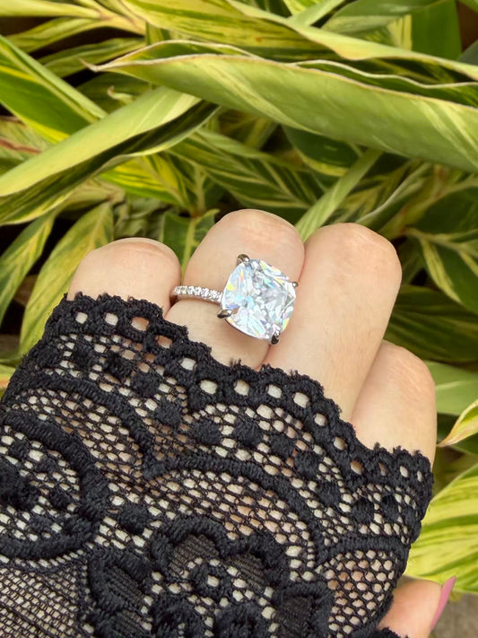 Cushion Propose Style Ring
