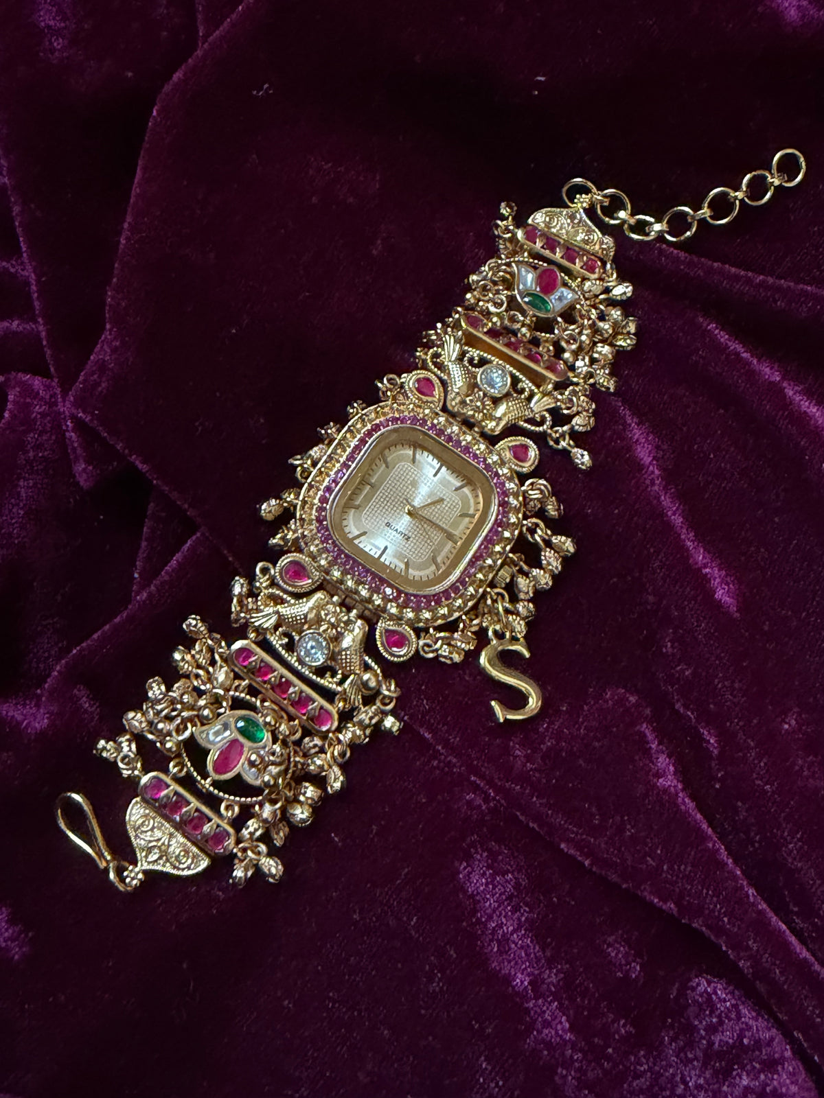 Diwali 🪔 Gold New Launch Square Dial Maharani Watch Heritage Bracelet