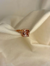 Load image into Gallery viewer, Baby pink Solitaire Ring( Rose Gold )
