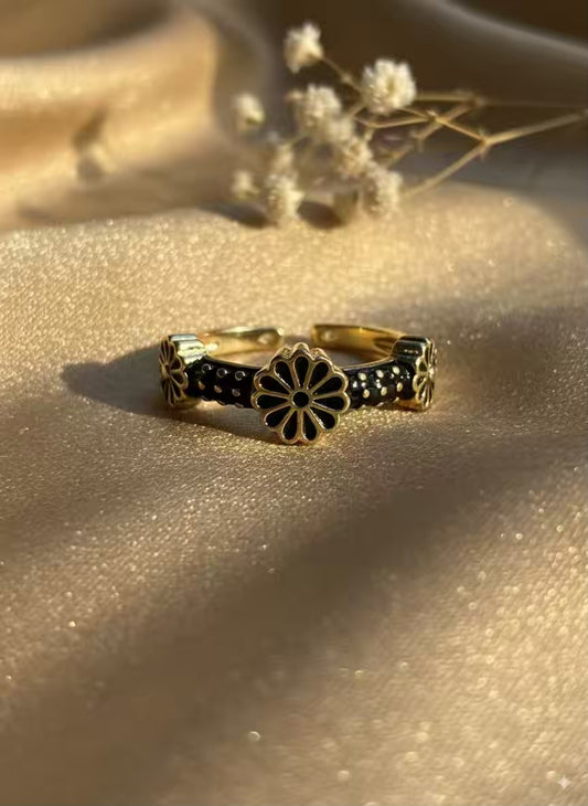 Black Sunflower Diamond Gold Plated Premium Ring (Adjustable)