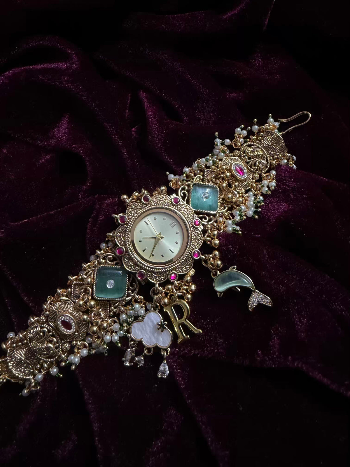 Pushtaini  New Launch Square Dial Maharani Watch Heritage Bracelet (Copy)