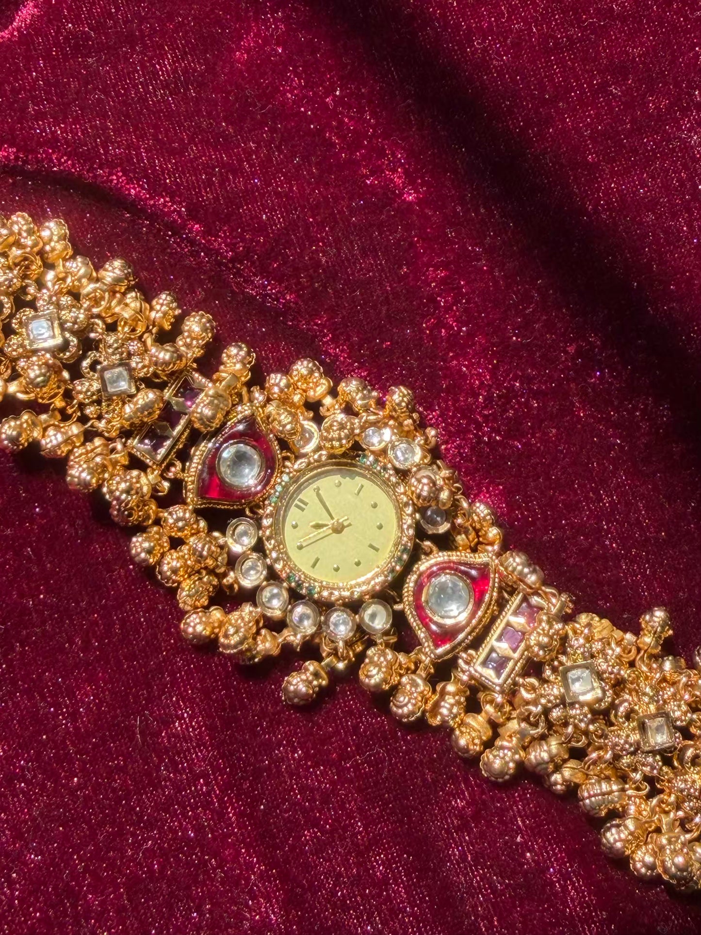 Best Seller Ghungroos Red Gold Rajwadi Gold Plated Heritage Maharani Watch