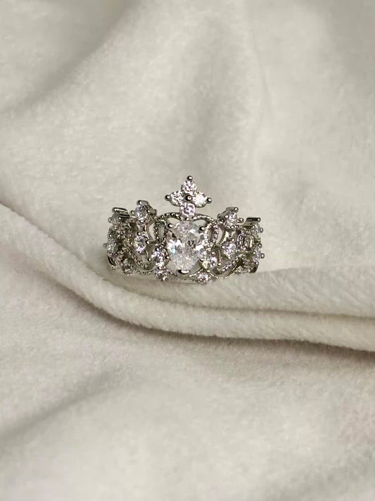 Crown Premium Ring - Silver