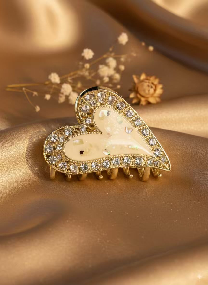 Pearly Chips Heart Premium Claw Clip - Gold Plated