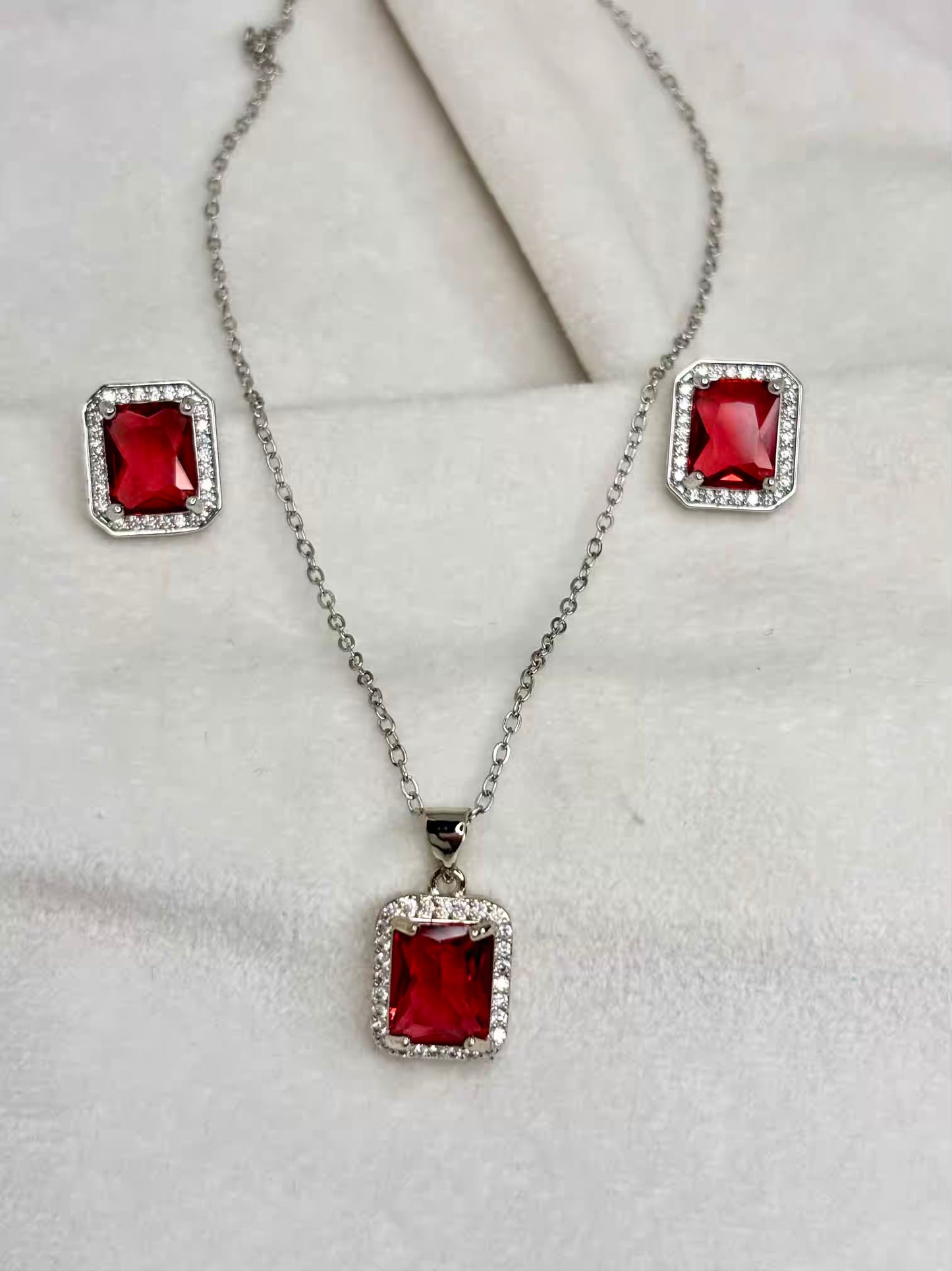 Red Pink Ruby Diamond Necklace Ear Studs Set - Silver Plated