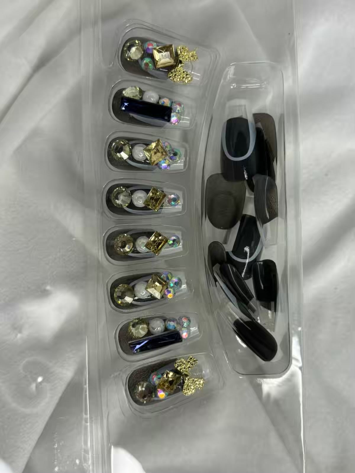 Black Stones Fancy Party Bridal Press On Nails ( Set of 24 )