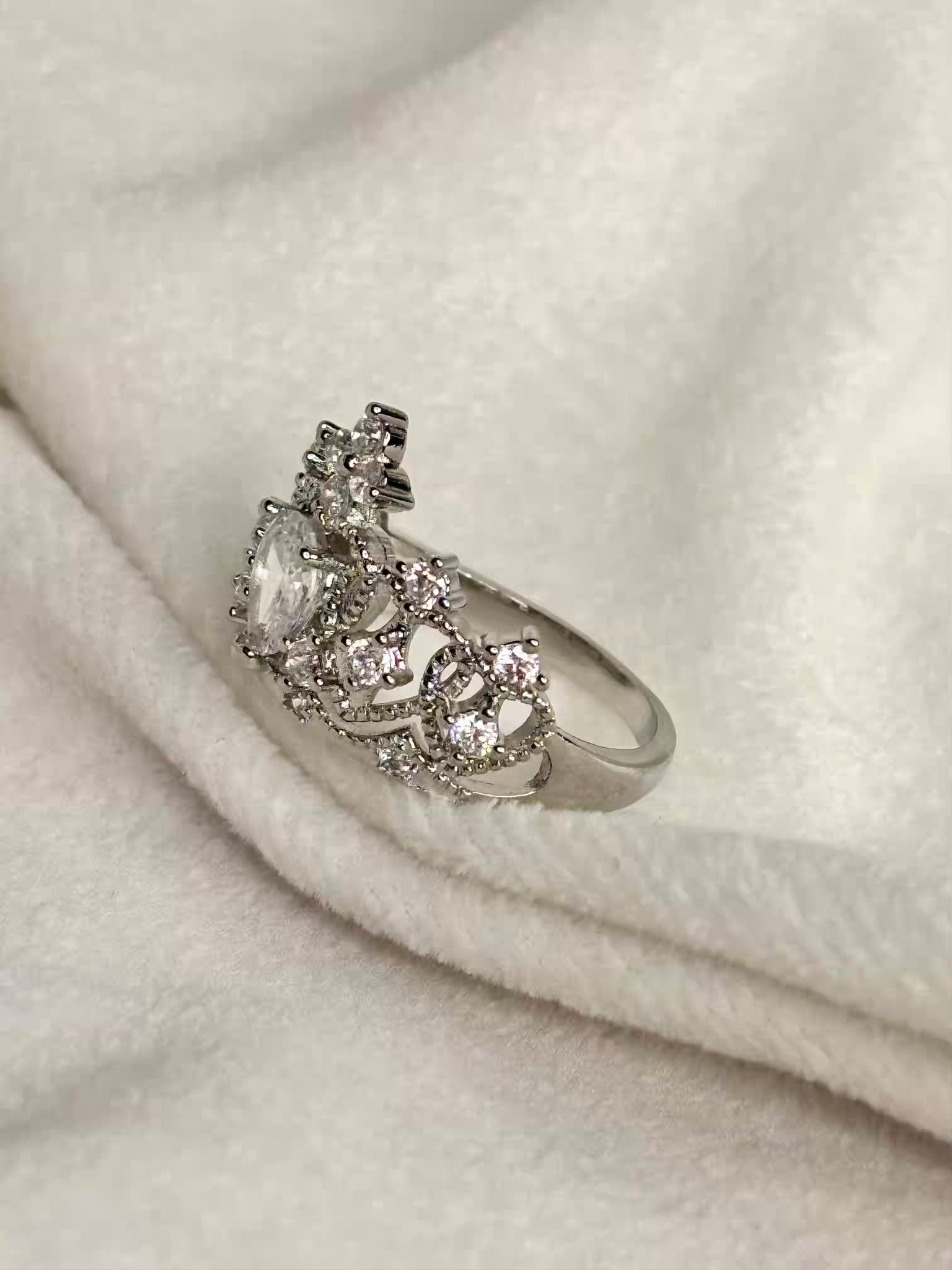 Crown Premium Ring - Silver – Cenora Jewellery