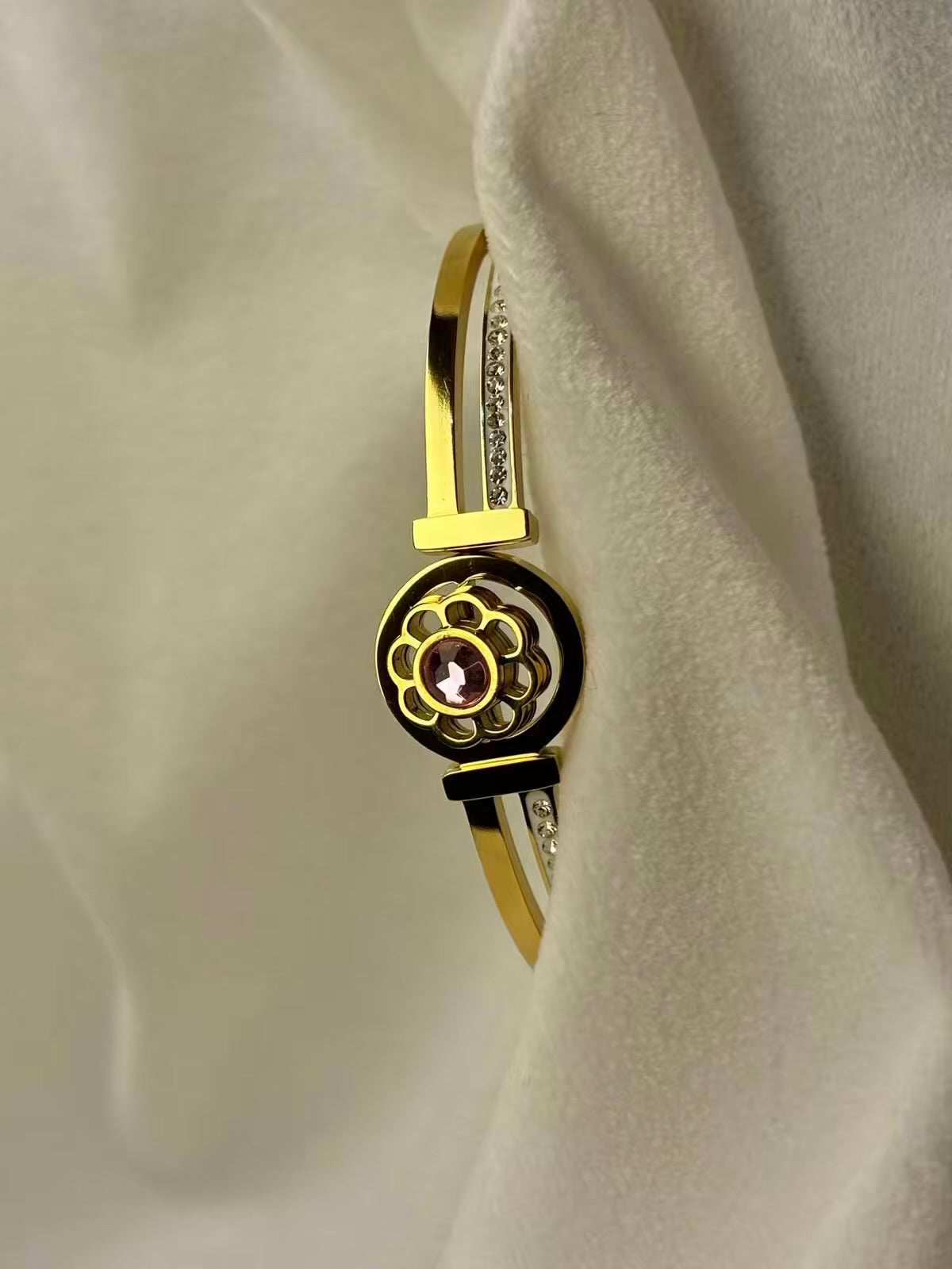 Pink Rotating Flowe Premium Kada Bangle 2.6 ( Rose Gold )