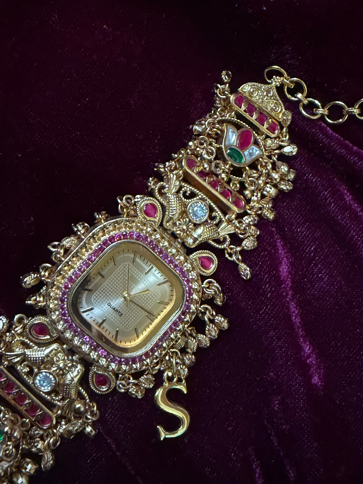 Diwali 🪔 Gold New Launch Square Dial Maharani Watch Heritage Bracelet