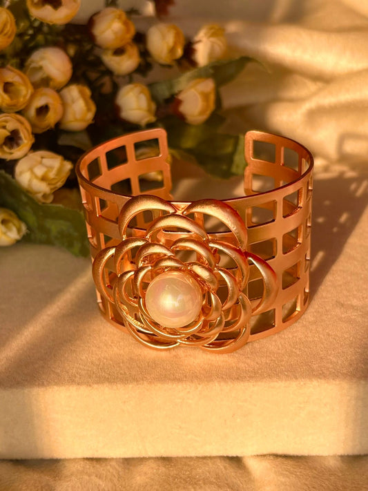 Demeter Rosy Pearl Kada Bracelet Bangle - Rose Gold