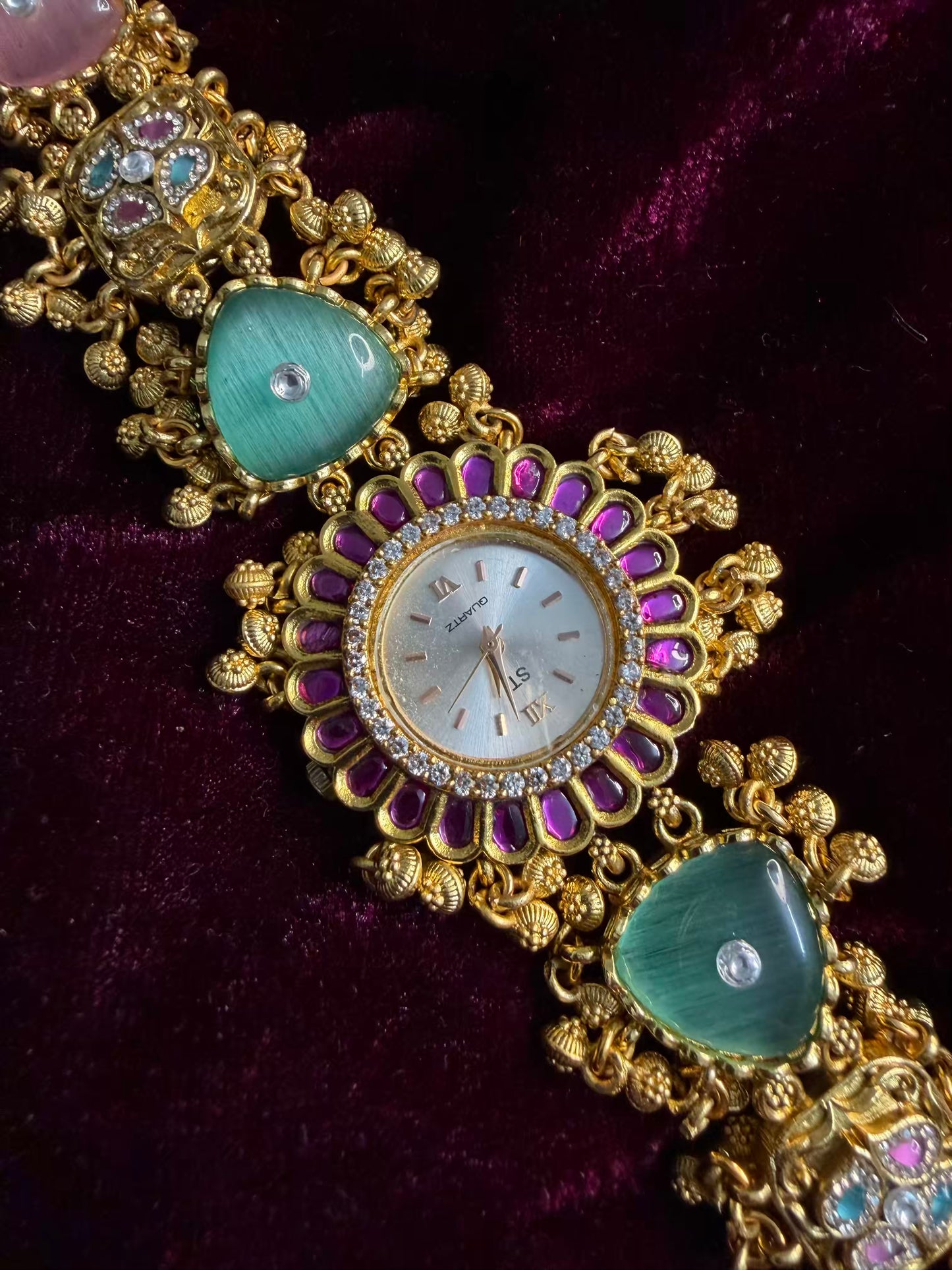 Blush Mint  Dial Maharani Watch Heritage Bracelet ( Fits till 2.6 )