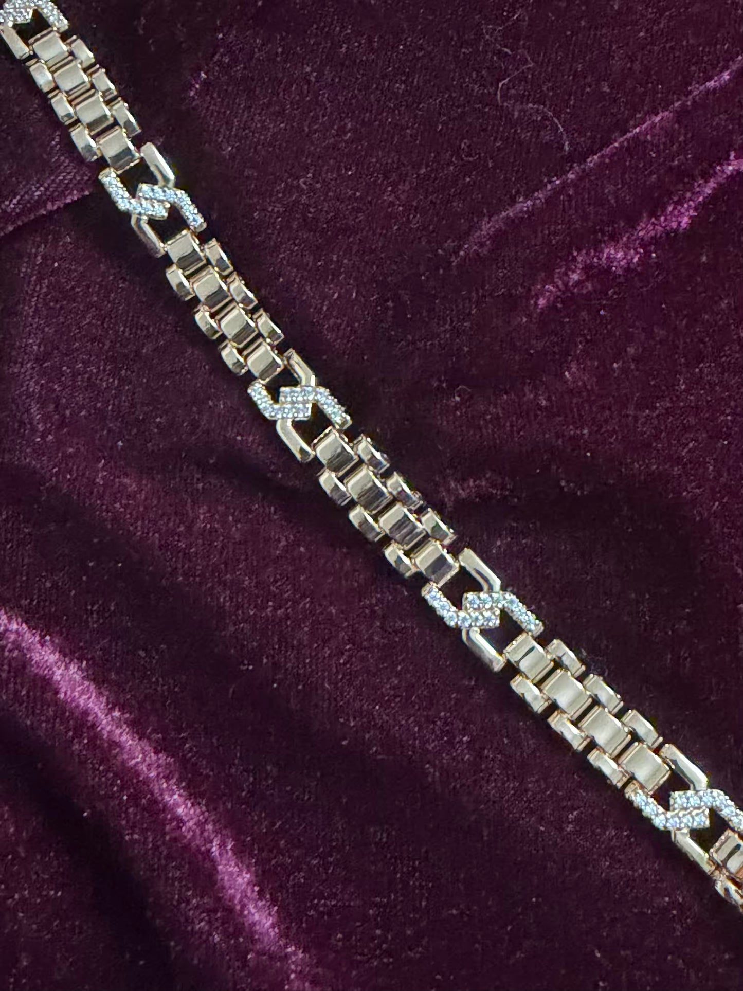 Men's Chain Style Lock Tennis Rakhi Bracelet