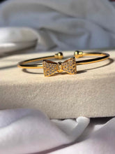 Load image into Gallery viewer, Premium Bow Kada Bracelet Bangle - Gold
