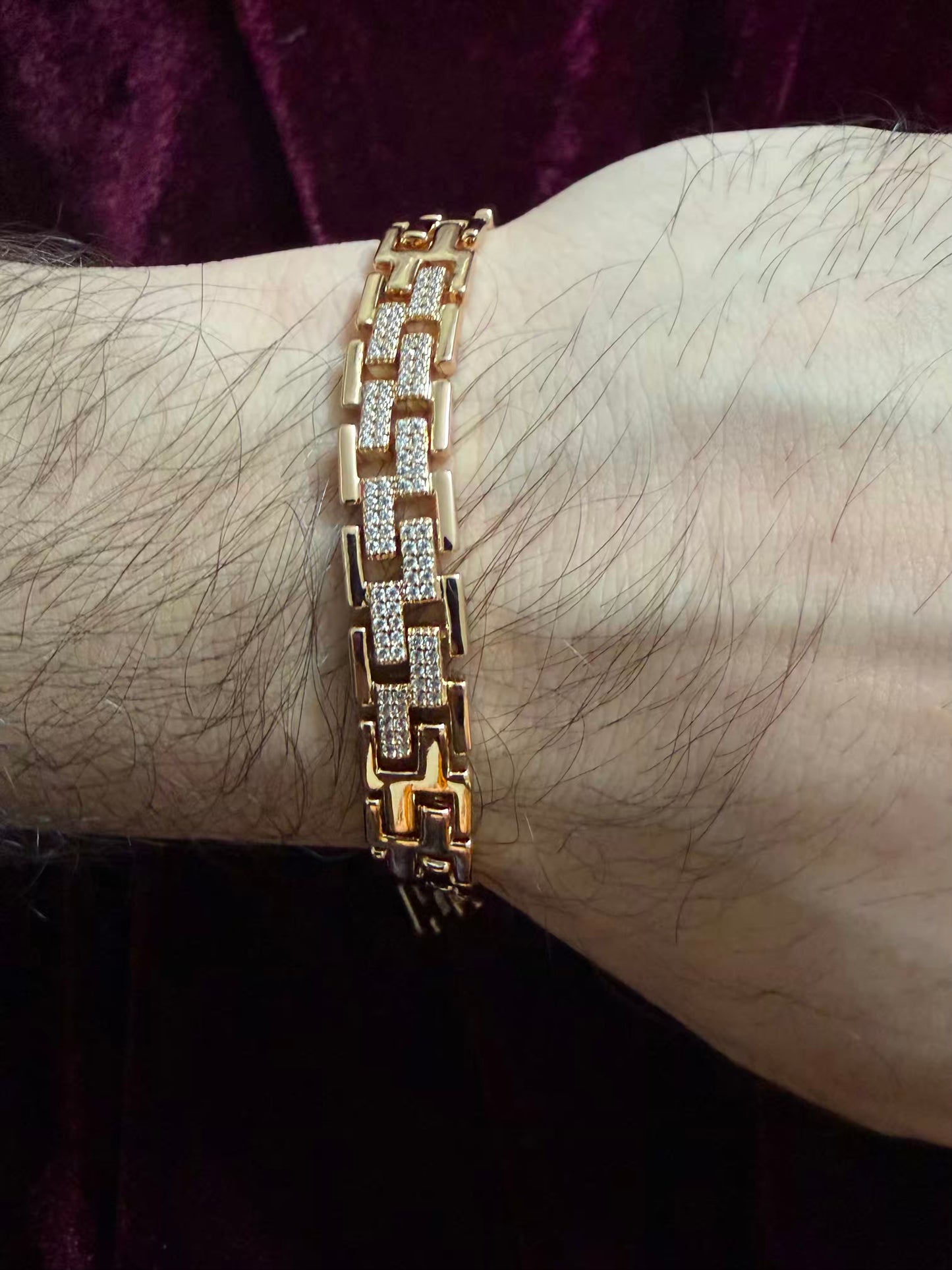 Bold Geometric Diamond Men's Rakhi Bracelet