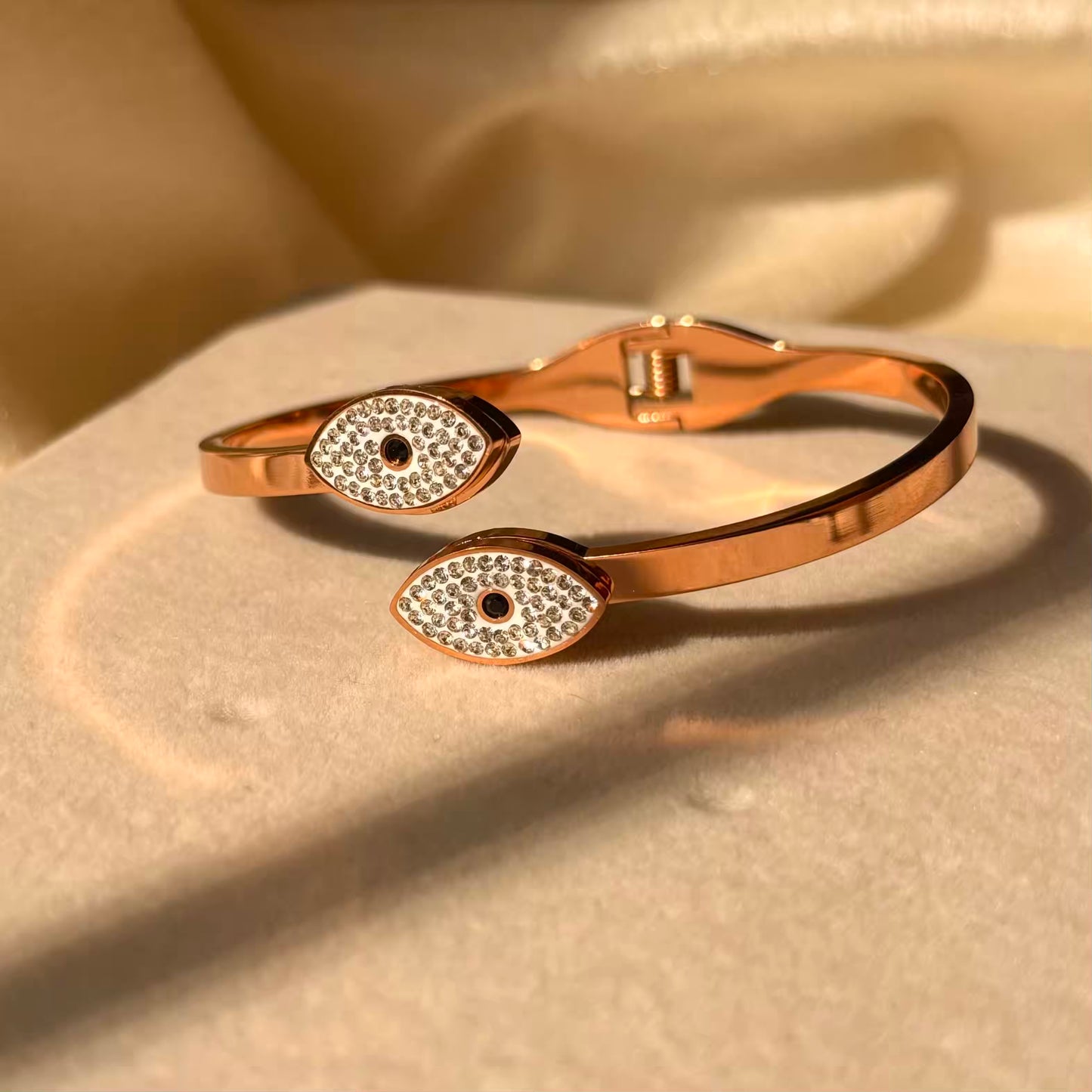 Evil Eye Rose Gold Sleek Bangle