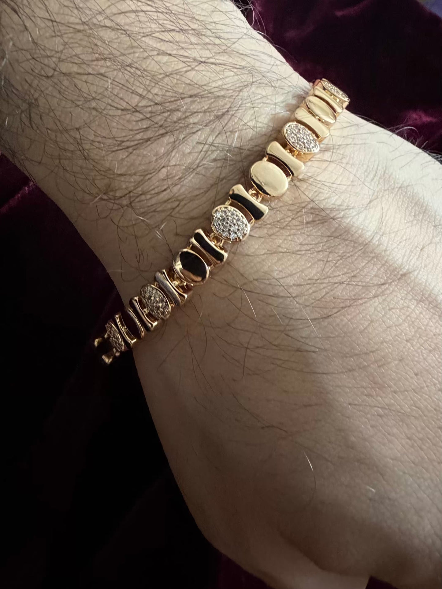Oval Luxury Men's Rakhi Bracelet