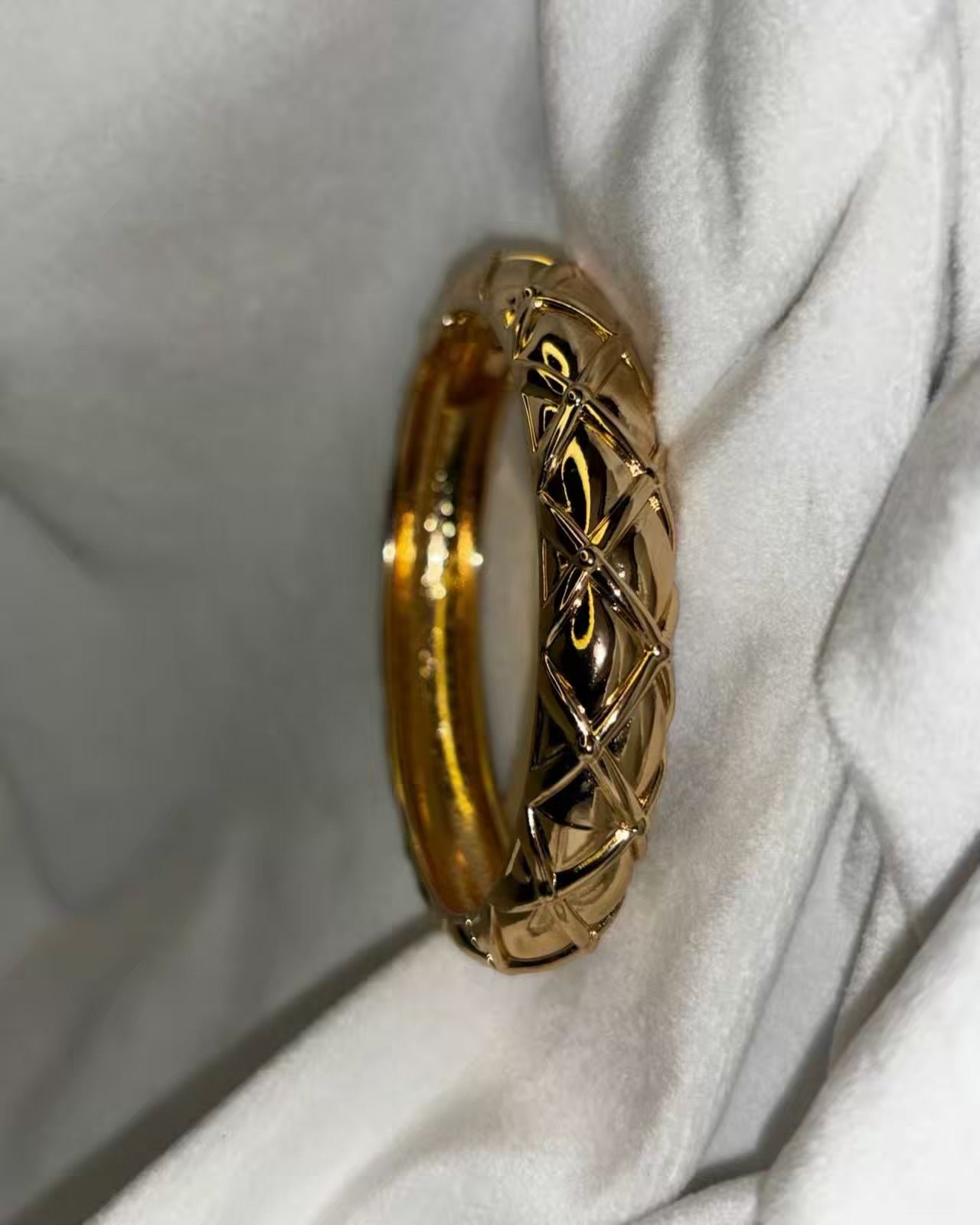 Criss Cross Style Bangle Gold Bracelet